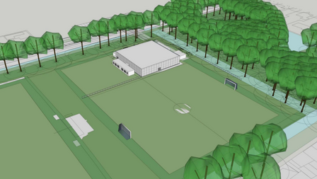 Situatieschets van het tijdelijke loods waarin de activiteiten van het dorpshuis Abbekerk plaatsvinden. De loods staat naast het voetbalveld.
