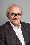 Portretfoto van wethouder Jeroen Broeders.