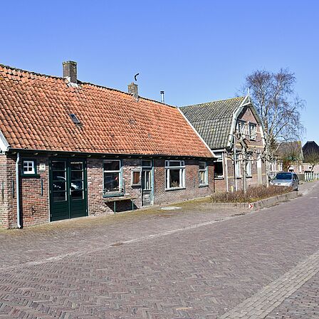 Foto van de oude smederij in Hauwert